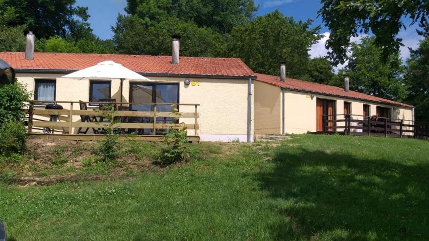 Bungalows Du Lac De Rabais Віртон Екстер'єр фото